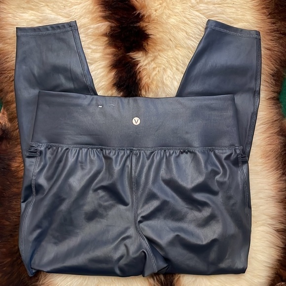 Livi Active Gray Leggings‎ - Picture 4 of 7